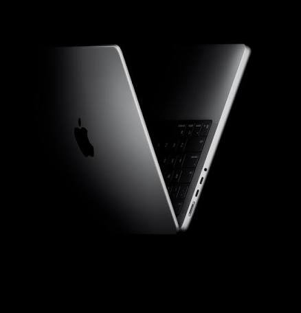 Imagen ilustrativa de la noticia sobre el futuro MacBook Pro con pantalla OLED táctil